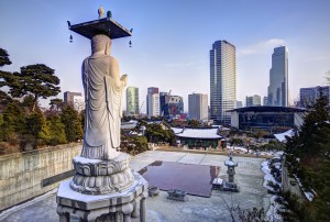 Seoul old meets new day shutterstock_137923409